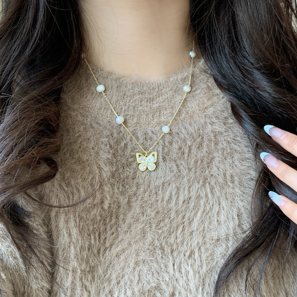 Exquisite Gold Chain Necklace with Butterfly and Pearl Pendant – Elegant Jewelry for Any Occasion