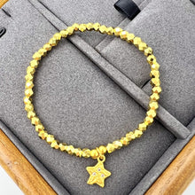 Laden Sie das Bild in den Galerie-Viewer, Muslim Friendly Vietnam Sand Gold Bracelet with Star Pendant – Elegant &amp; Minimalist Jewelry for Everyday Wear