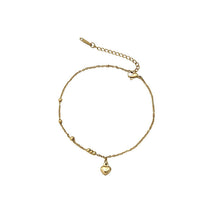 Carica l&#39;immagine nel visualizzatore di Gallery, Enchanting Heartbeat Anklet | Dainty Gold-Toned Elegance for Baju Kurung