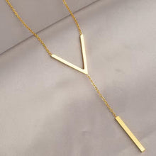 Charger l&#39;image dans la galerie, Titanium Steel Paperclip Necklace | Hypoallergenic Adjustable Chains with Charms | Edgy Daily Jewelry for Women