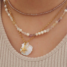 Charger l&#39;image dans la galerie, Oceanic Charm Necklaces | Titanium Steel Shell &amp; Starfish Motifs for Tropical Elegance