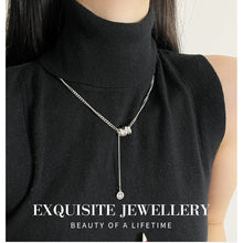 Charger l&#39;image dans la galerie, Silver &#39;M&#39; Initial &amp; Smiley Face Necklace | Hypoallergenic Personalized Jewelry for Girls | Adjustable 50cm Daily Gift