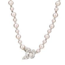 Laden Sie das Bild in den Galerie-Viewer, 925 Silver Pearl Necklace with Butterfly Charm Luxury Gift for Women Free Shipping