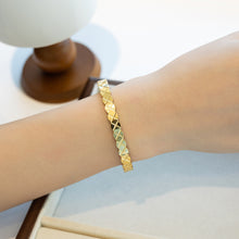 Charger l&#39;image dans la galerie, Geometric Waveform Bangle | Women French Style Titanium Steel Bracelet for Contemporary Minimalism