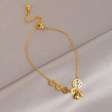 Laden Sie das Bild in den Galerie-Viewer, 2025 New Trendy Women’s Anklet | 18K Gold Titanium Steel, Color-Fade Resistant, Elegant INS Versatile Foot Jewelry