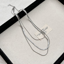 Charger l&#39;image dans la galerie, Layered Gold &amp; Silver Necklace Set | 3 Adjustable Minimalist Chains | Hypoallergenic Daily Jewelry for Women