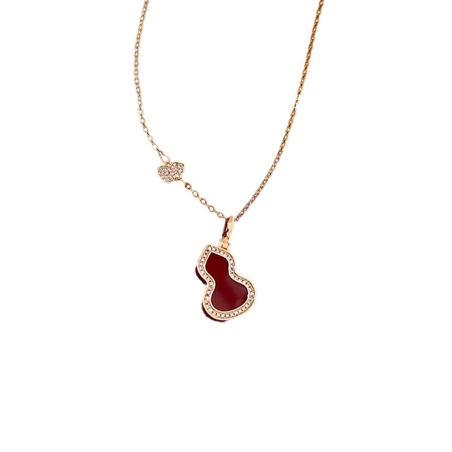 Crimson Love Elegance | Rose Gold Pendant for Hari Raya & Wedding Angpau