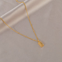 Charger l&#39;image dans la galerie, Titanium Steel Paperclip Necklace | Hypoallergenic Adjustable Chains with Charms | Edgy Daily Jewelry for Women