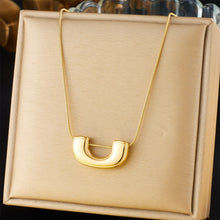 Charger l&#39;image dans la galerie, Modernist U-Pendant Necklace | Women Minimalist  Hypoallergenic Adjustable Chain for Daily Elegance