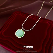 Charger l&#39;image dans la galerie, Tropical Jade Harmony | Rose Gold Pendant for Baju Kurung &amp; Raya Sophistication